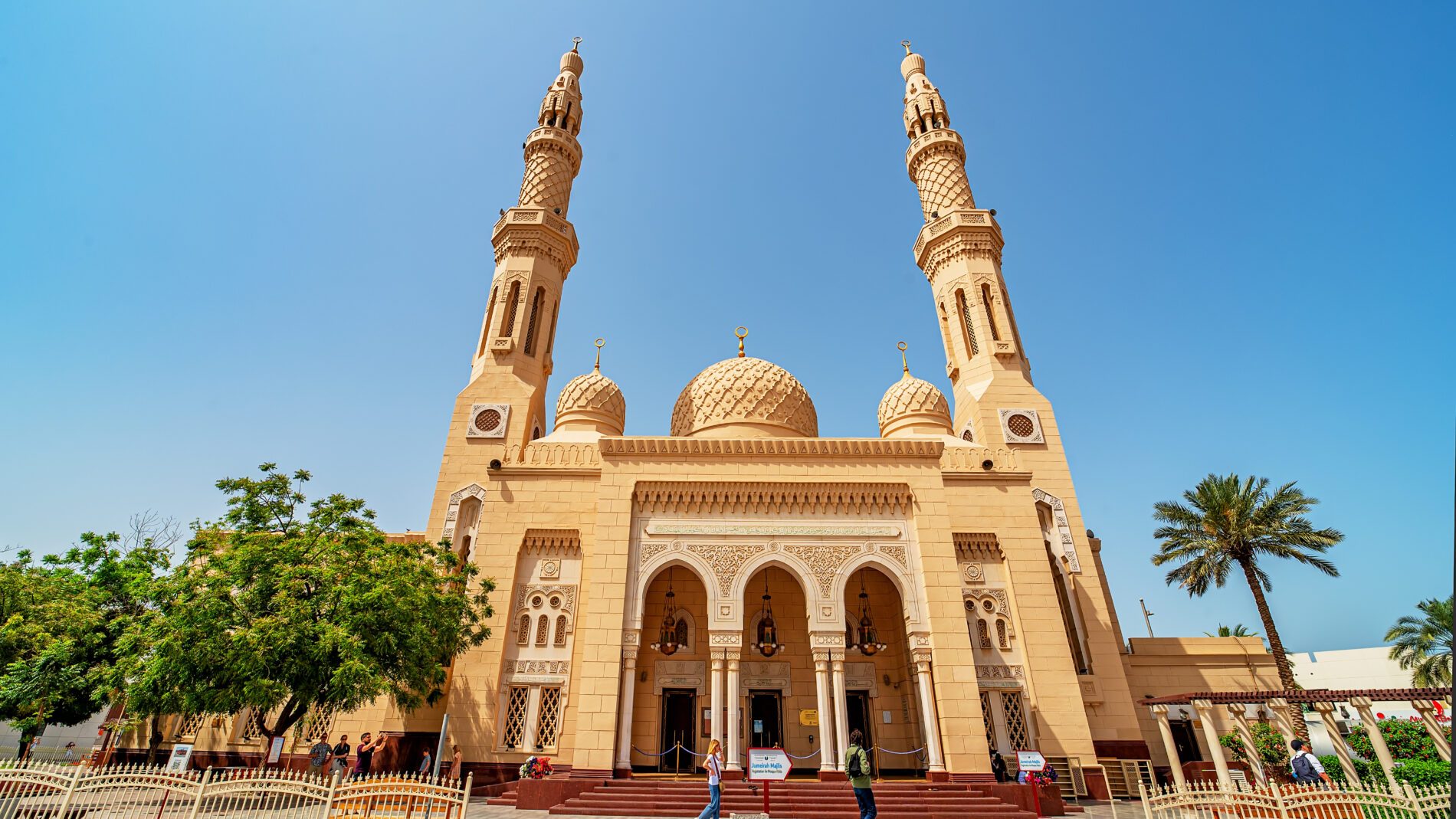 Jumeirah Mosque in Dubai, Emirate of Dubai, United Arab Emirates built in the year 1979