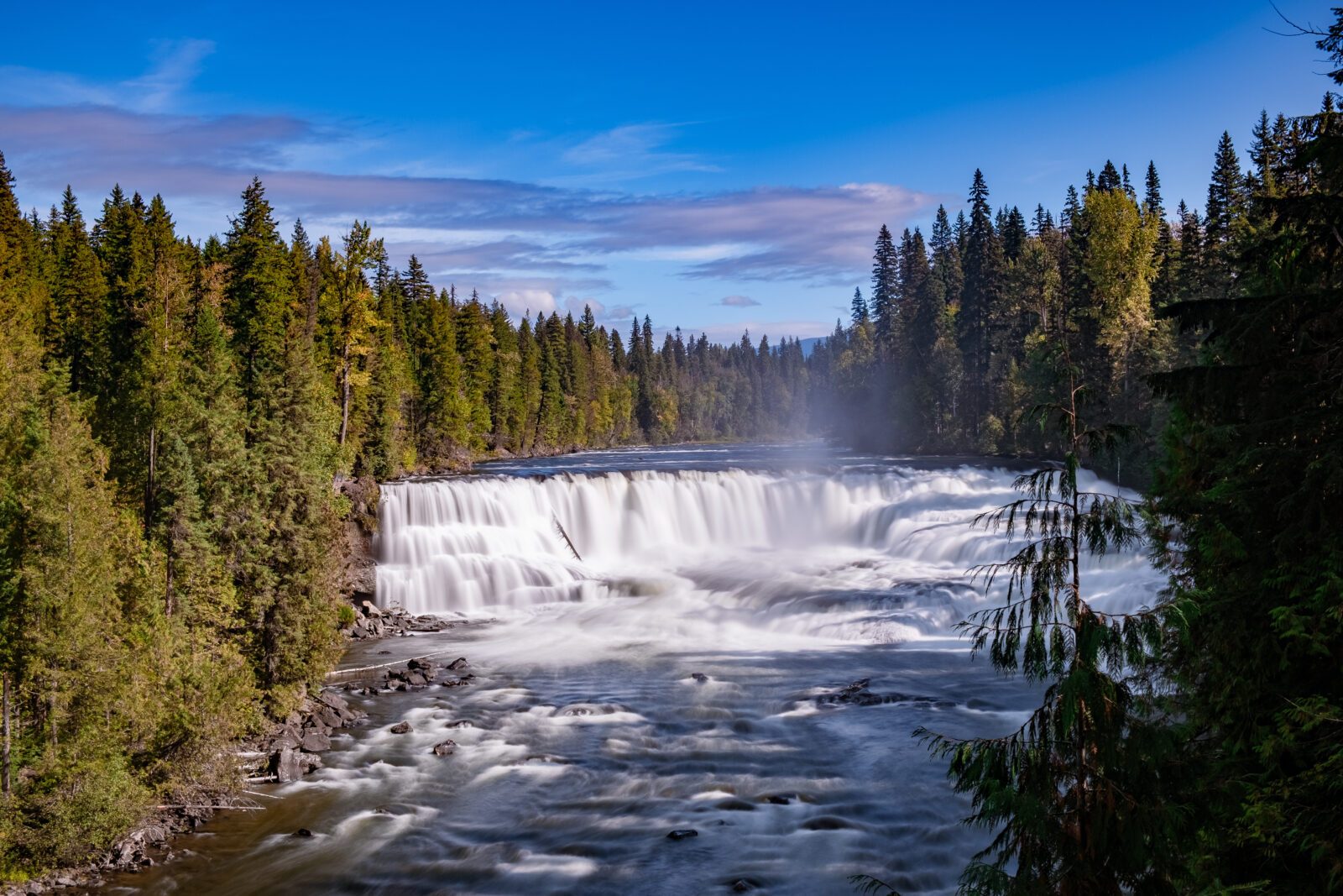 Wells Gray British Colombia Canada, Cariboo Mountains creates spectacular water flow of Helmcken Falls on the Murtle River in Wells Gray Provincial Park near the town of Clearwater, British Columbia,